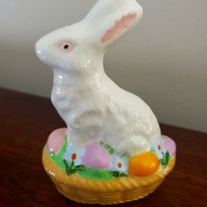 Ceramic bunny in basket